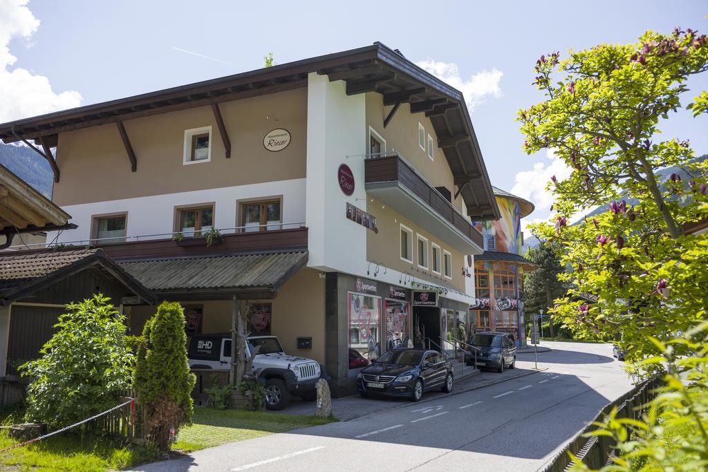 Appartements Rieser - Im Herzen Von Mayrhofen - Sonniger Balkon - 3 Schlafzimmer מראה חיצוני תמונה